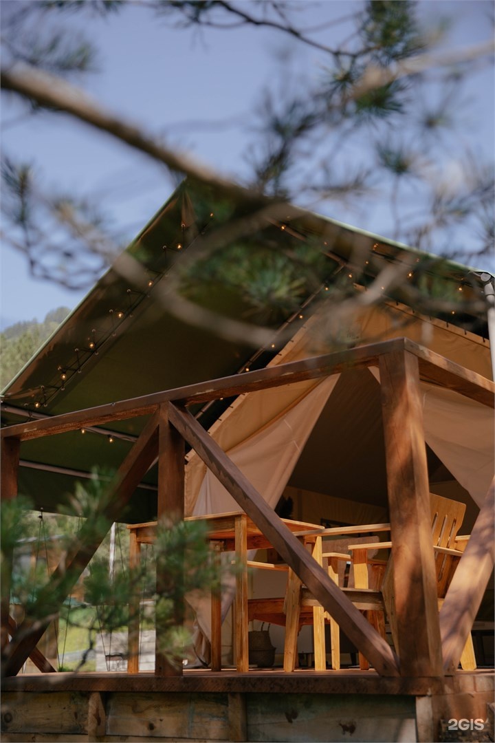 Сафари-тент стандарт у реки - фото 16