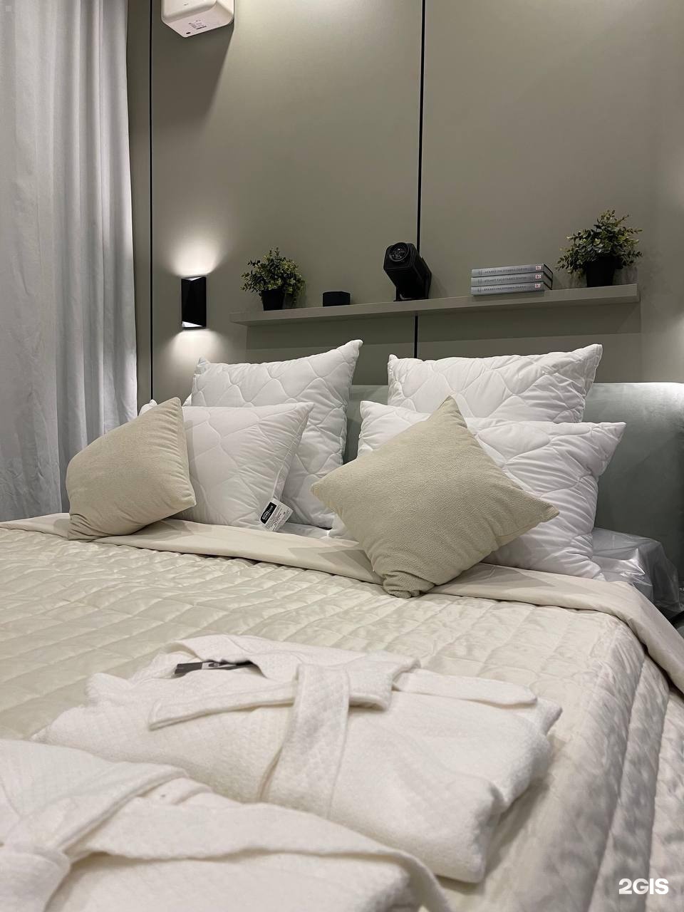 Зеркальный дом в горах - фото 9