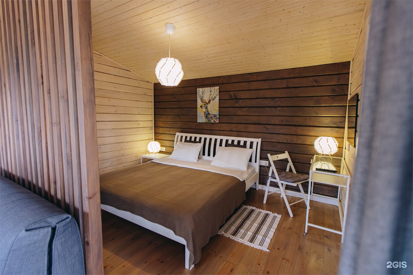 Шале - студия одноэтажное с двуспальной кроватью и диваном - фото 1