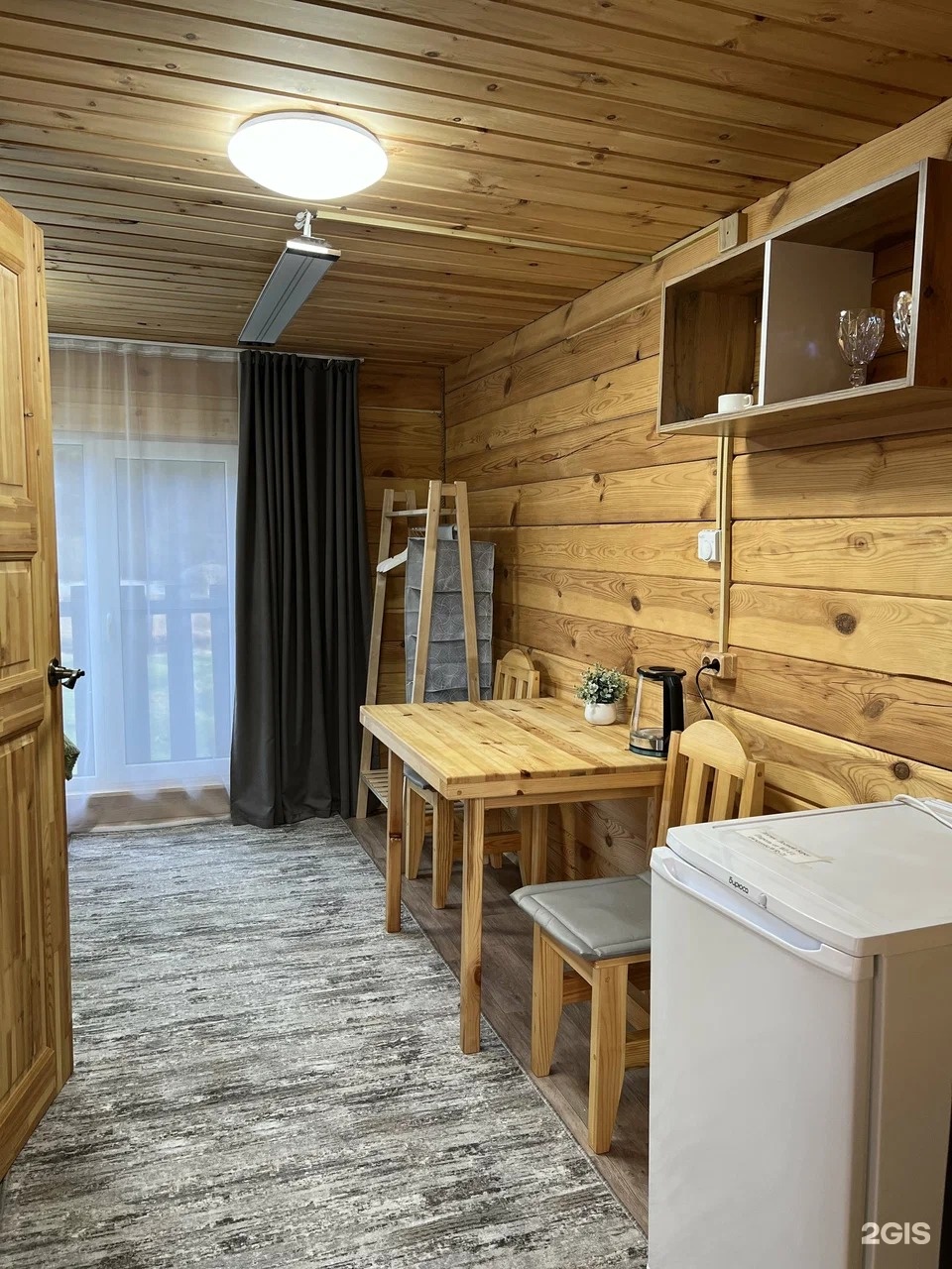 Двухместный номер с двуспальной кроватью с видом на горы - фото 3