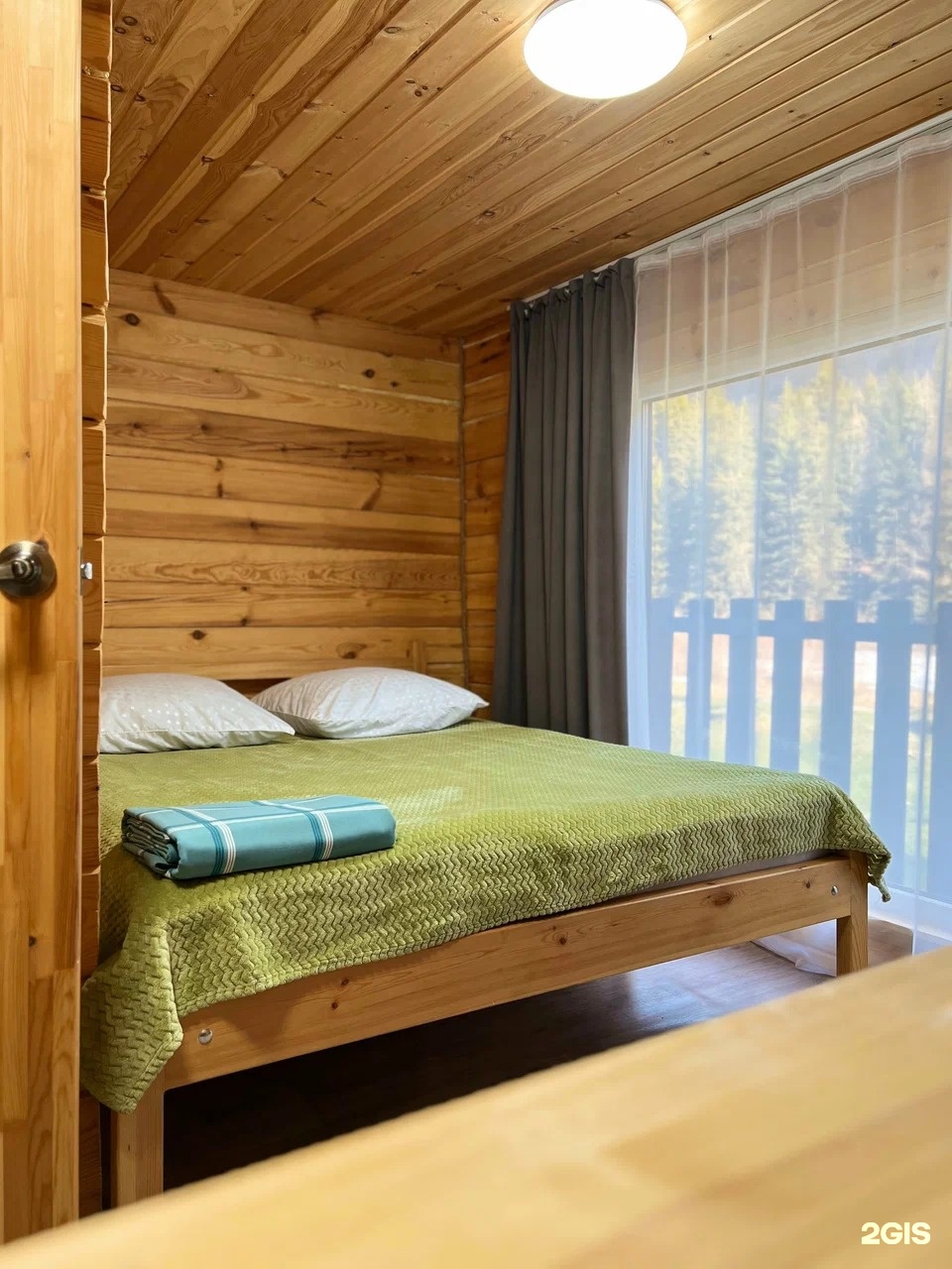 Двухместный номер с двуспальной кроватью с видом на горы - фото 6