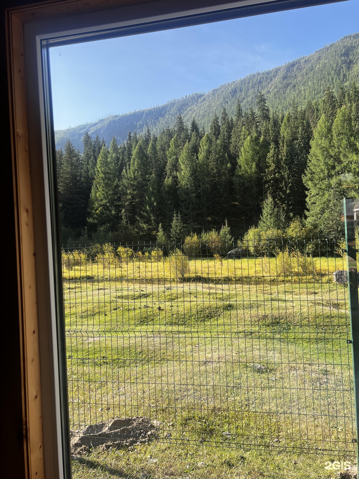 Двухместный номер с двуспальной кроватью с видом на горы - фото 8