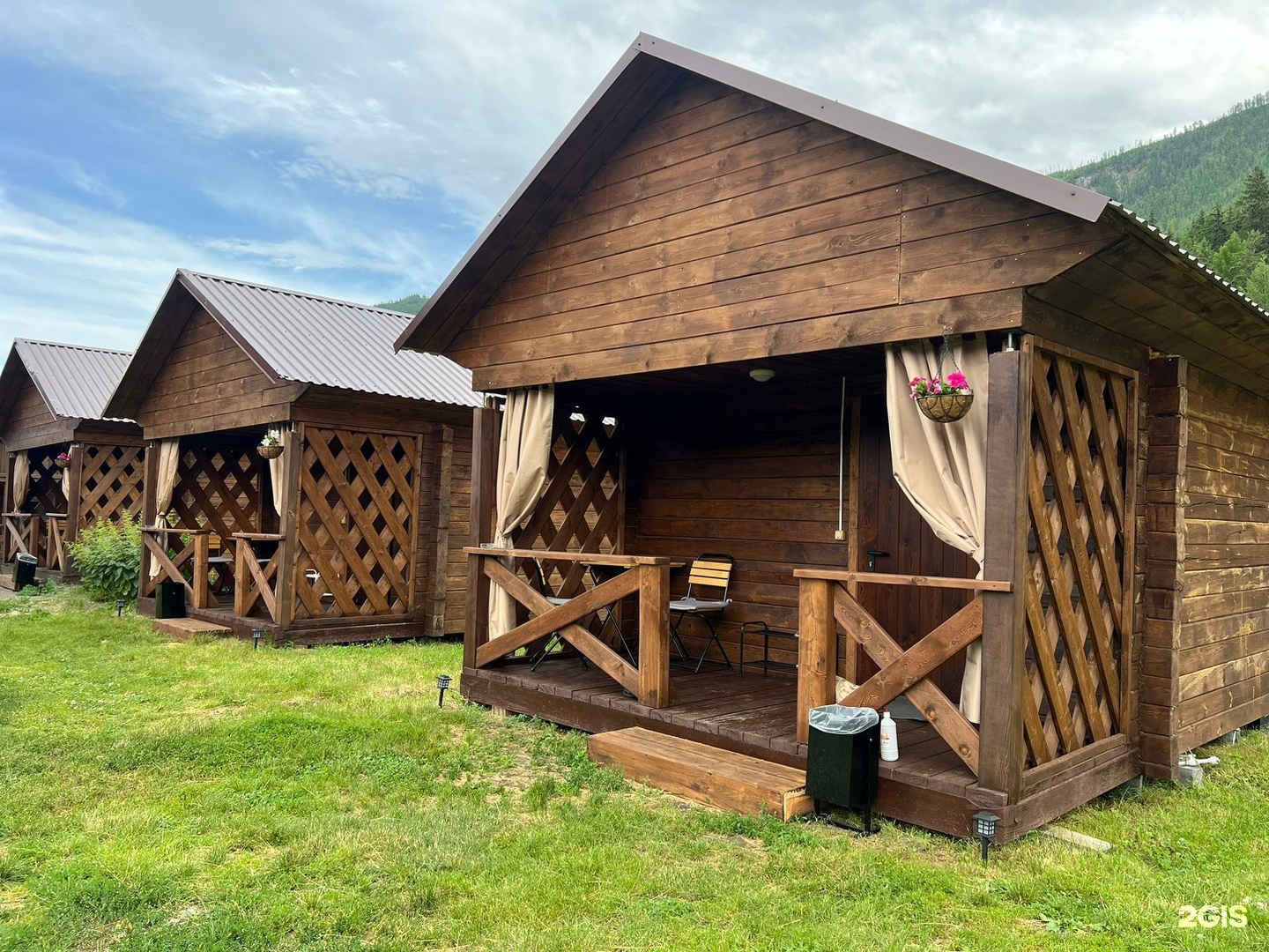 Двухместный номер с двуспальной кроватью с видом на горы - фото 1