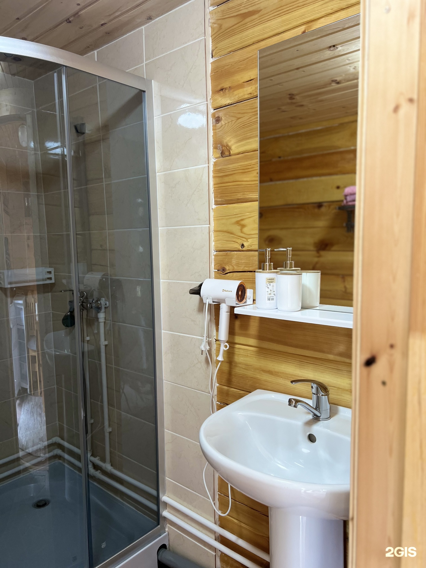 Двухместный номер с двуспальной кроватью с видом на горы - фото 8