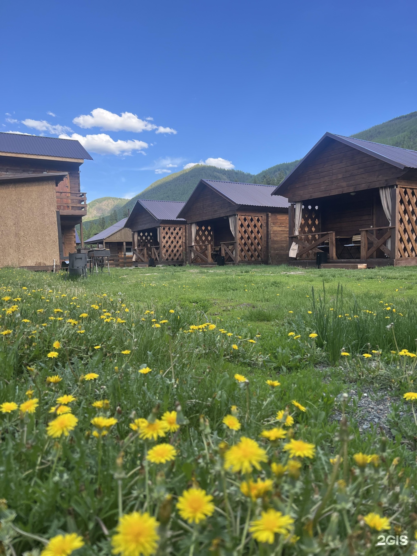 Двухместный номер с двуспальной кроватью с видом на горы - фото 8