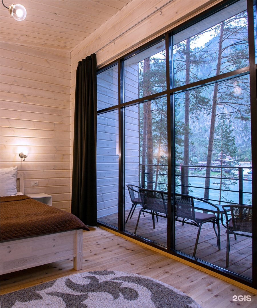 БУНГАЛО С ВИДОМ НА РЕКУ - фото 1