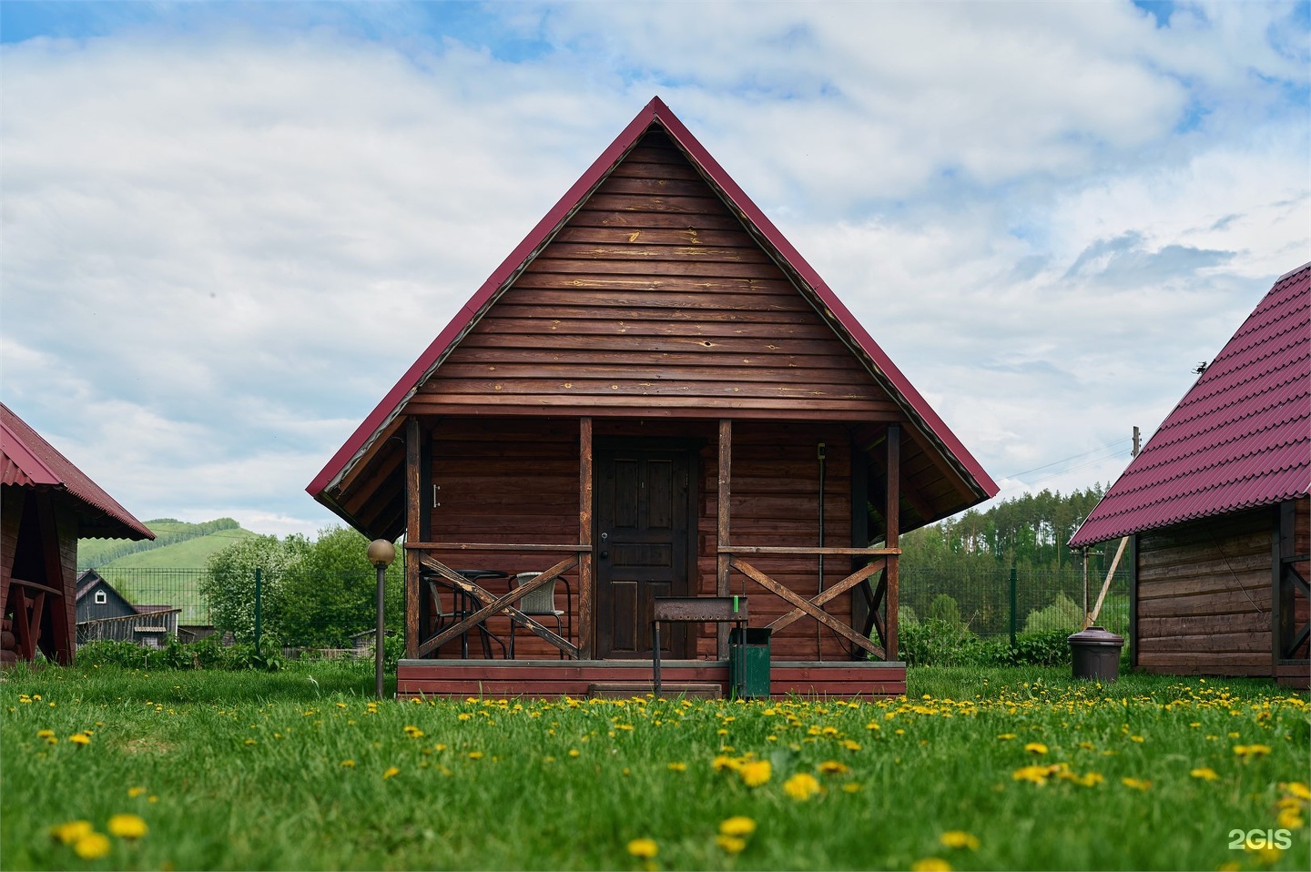 Летний домик с ТВ и холодильником - фото 2