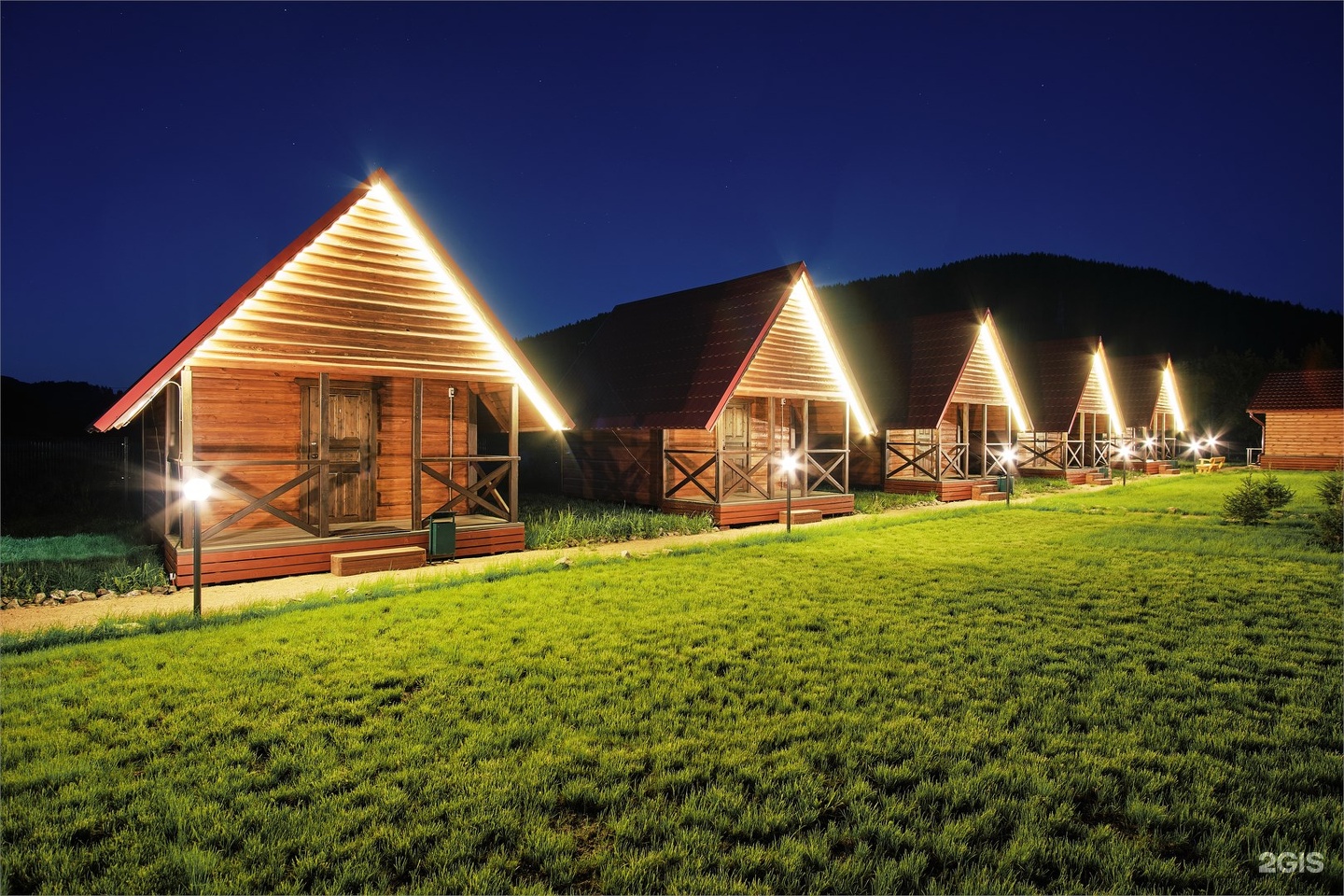 Летний домик с ТВ и холодильником - фото 6