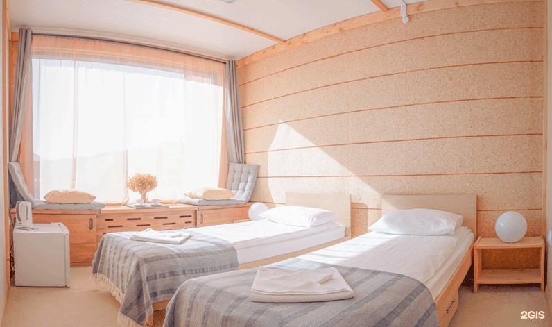 Полулюкс с панорамным окном - фото 1