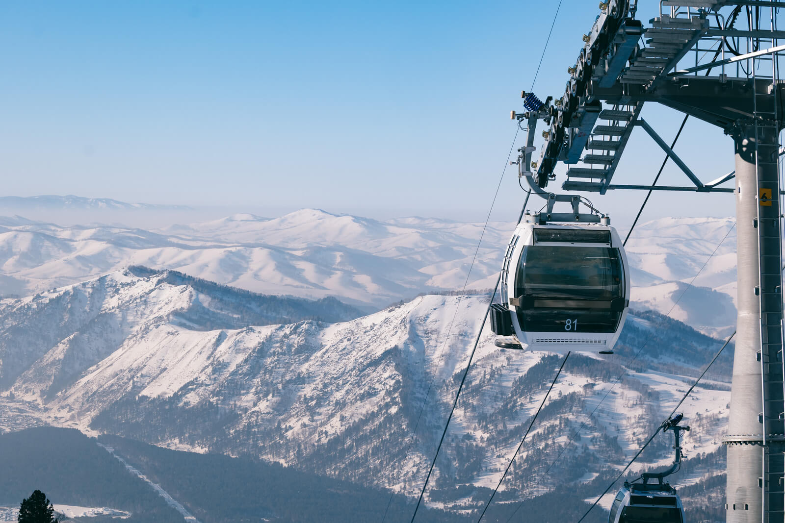 Курорт Манжерок увеличил зону катания до 81 км в зимнем сезоне 2026 - фото 12