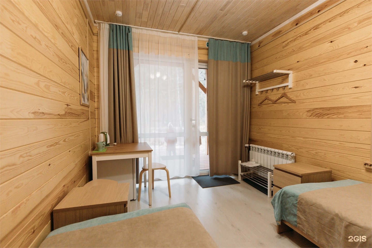 Стандартный номер с двумя раздельными кроватями - фото 2