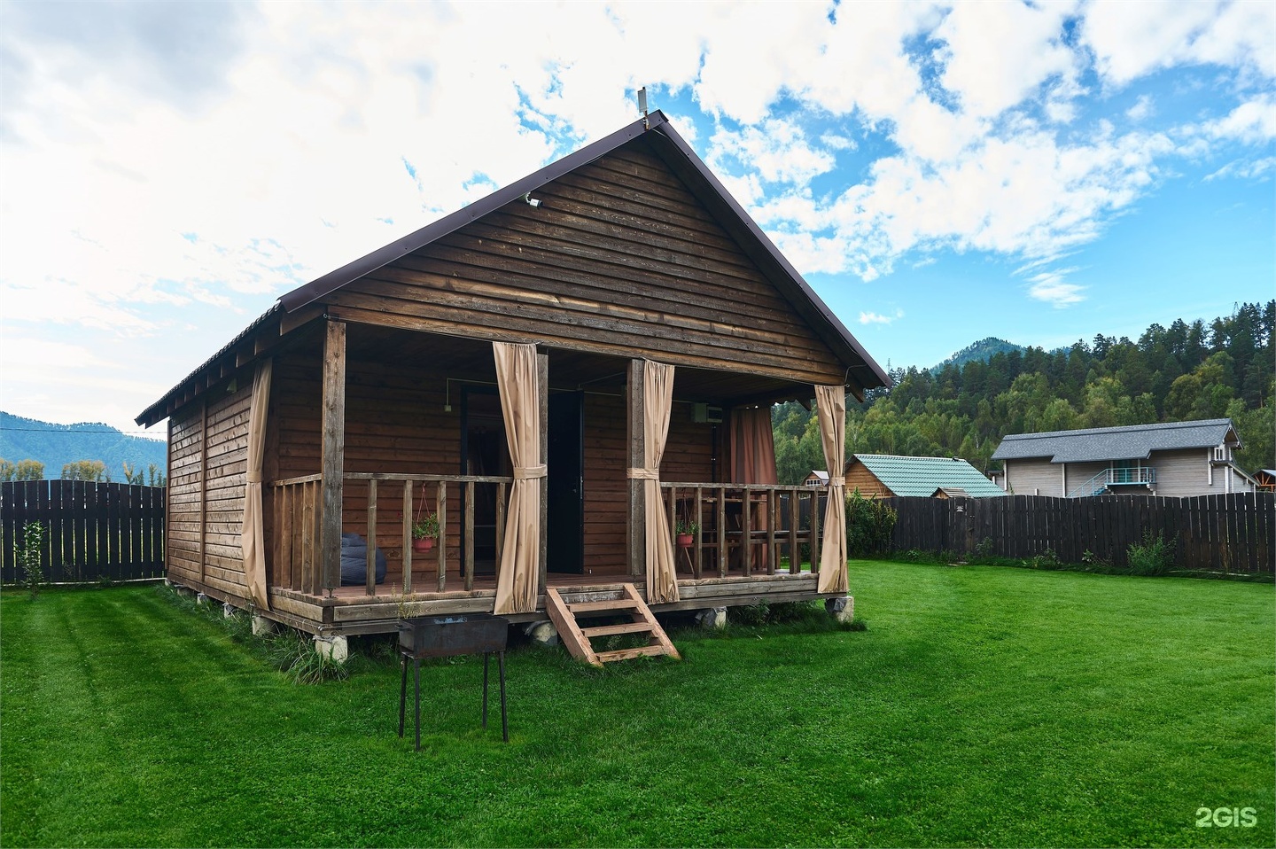 Трехкомнатный коттедж - фото 1