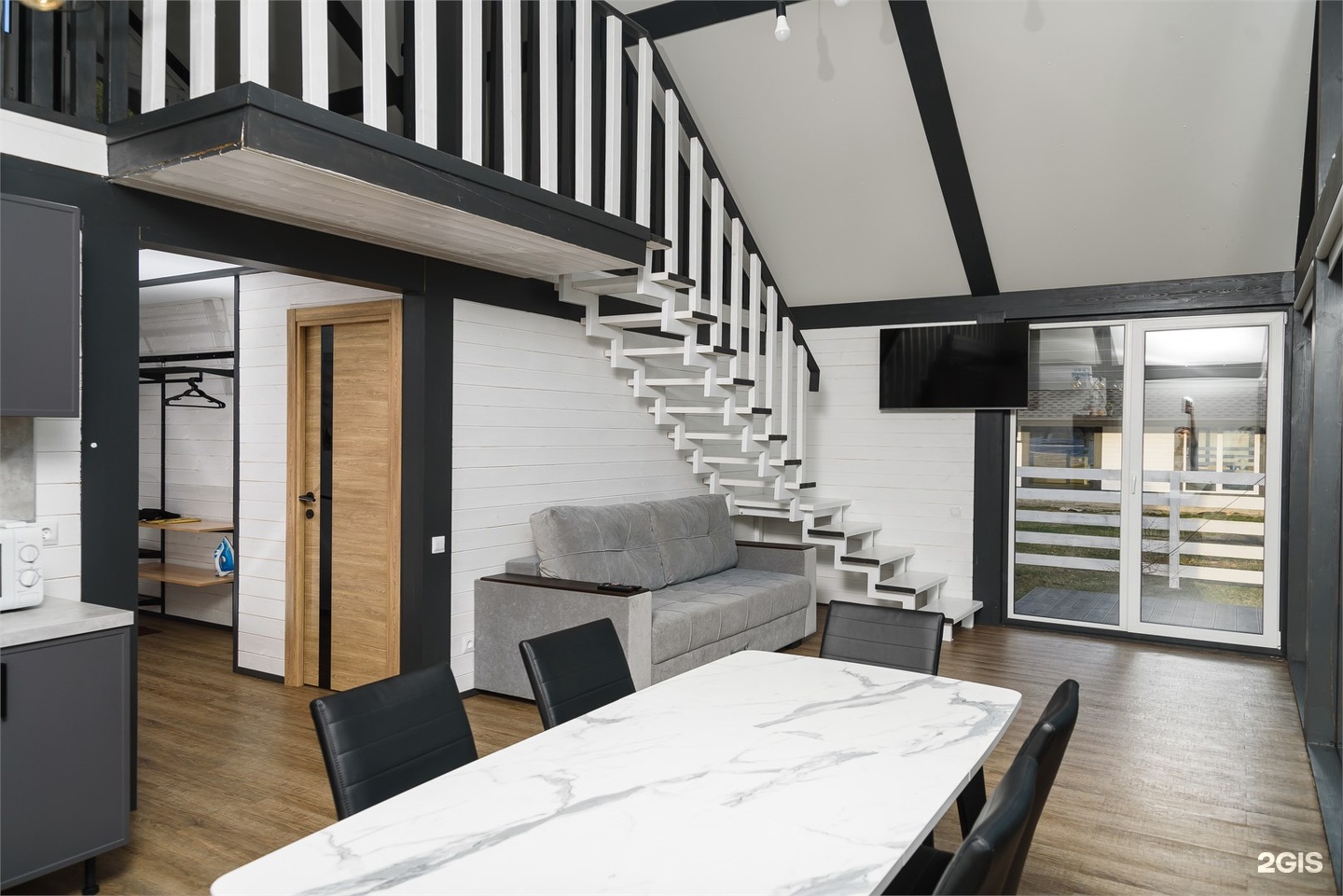 Коттедж №61, 11 соток - фото 1