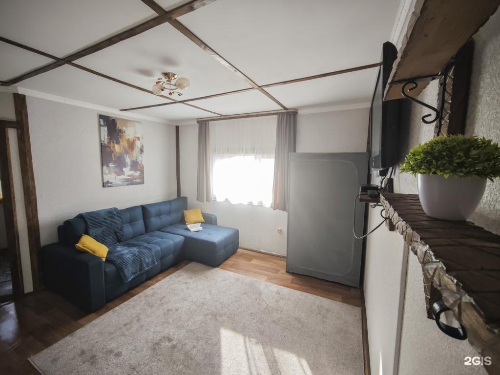 Апартаменты на 99999 Советская 7а - фото 9