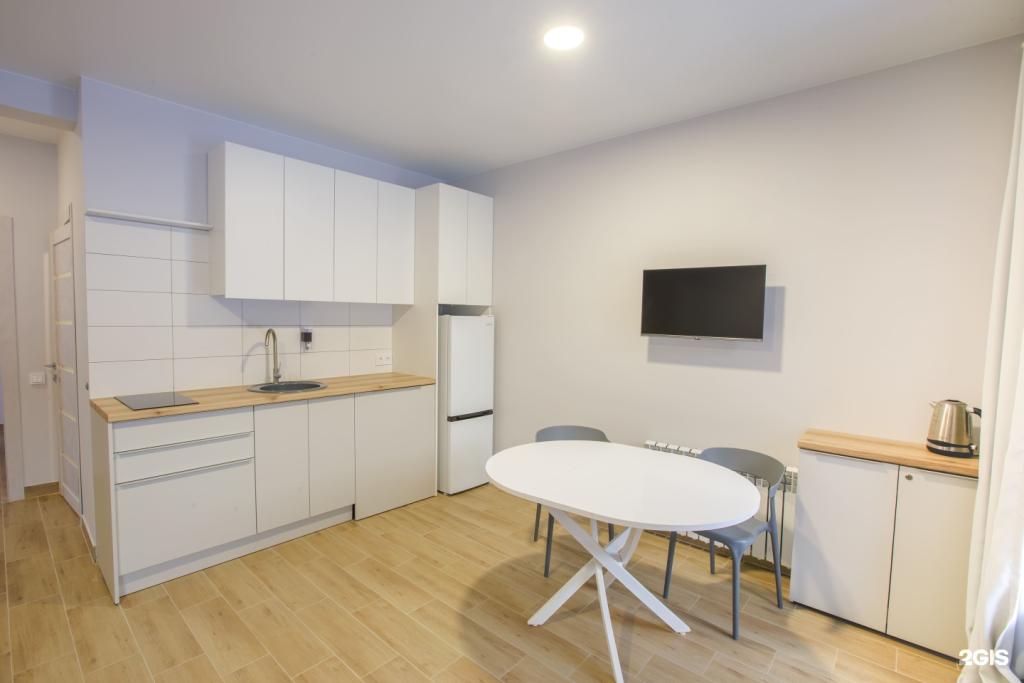 Апартаменты на Лесной, 6 с. Озерное, Майминский район, Республика Алтай, 649113 - фото 1