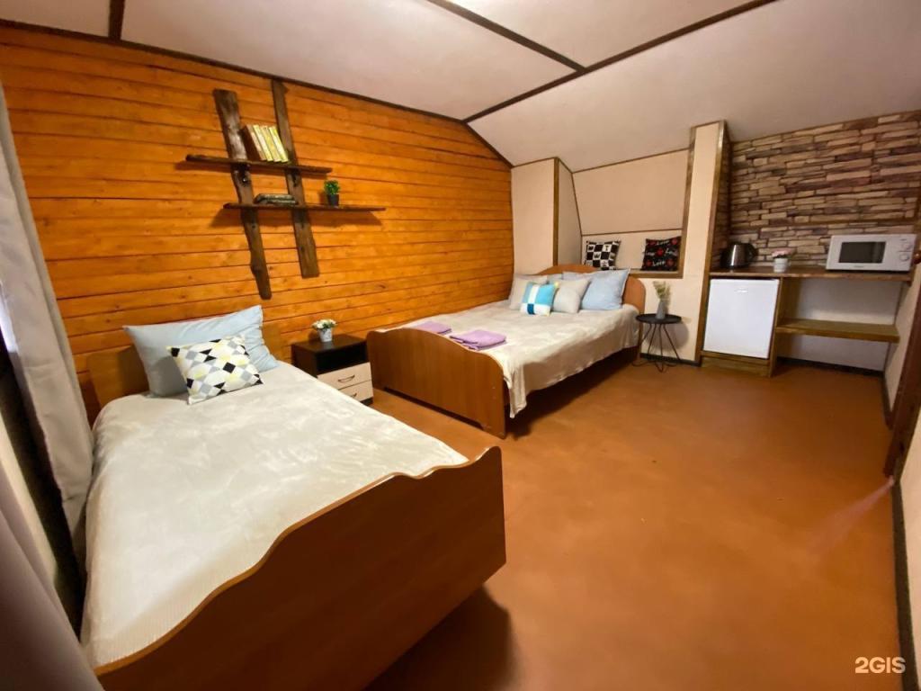 Апартаменты на 99999 Советская 7а - фото 10