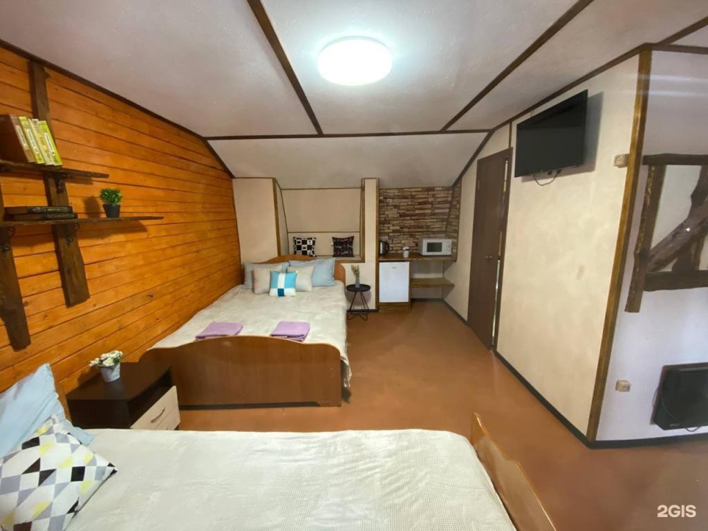 Апартаменты на 99999 Советская 7а - фото 10