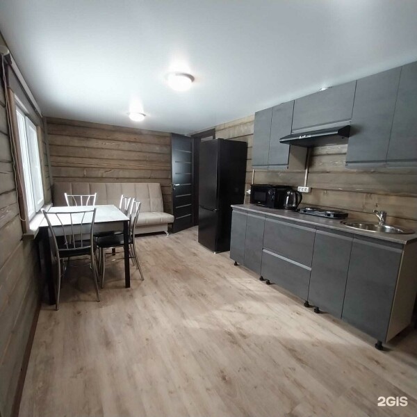 Большой деревянный дом - фото 3