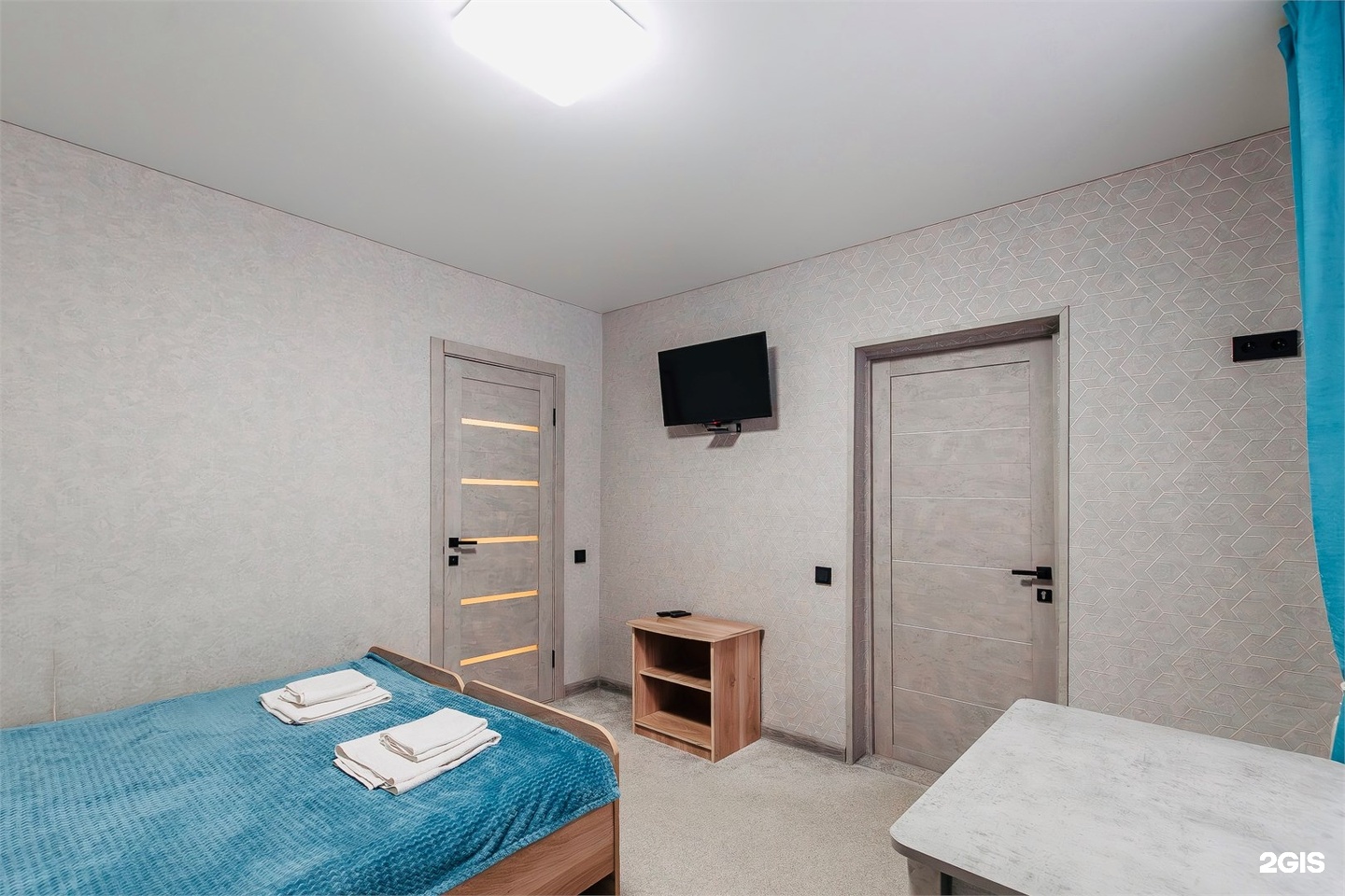 Стандарт с 2 односпальными кроватями (дом Кедр) - фото 2