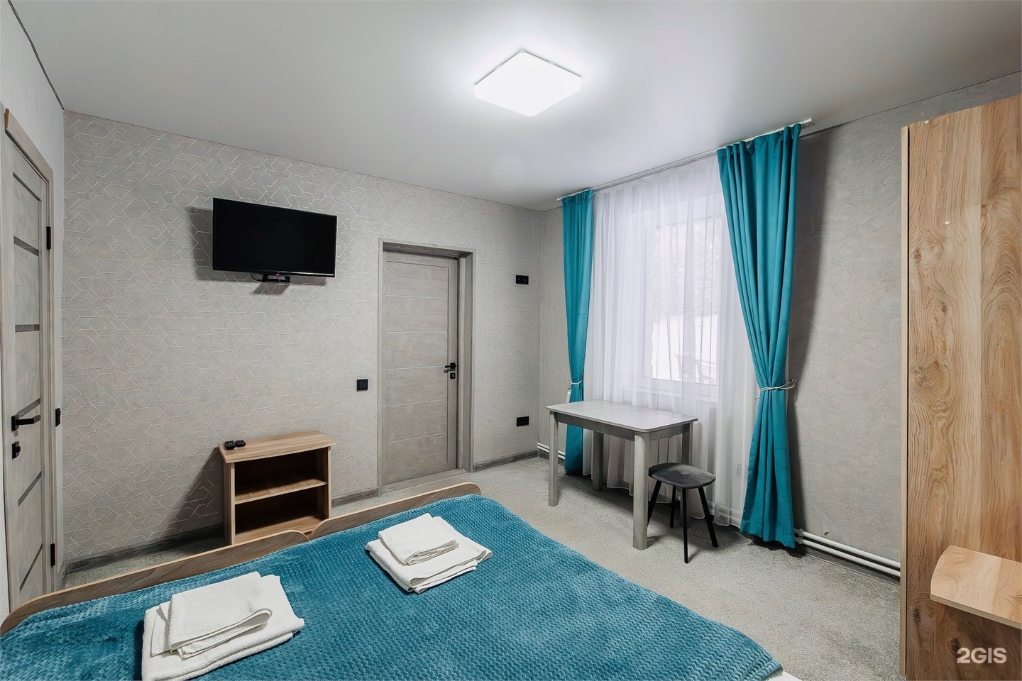 Стандарт с 2 односпальными кроватями (дом Кедр) - фото 4