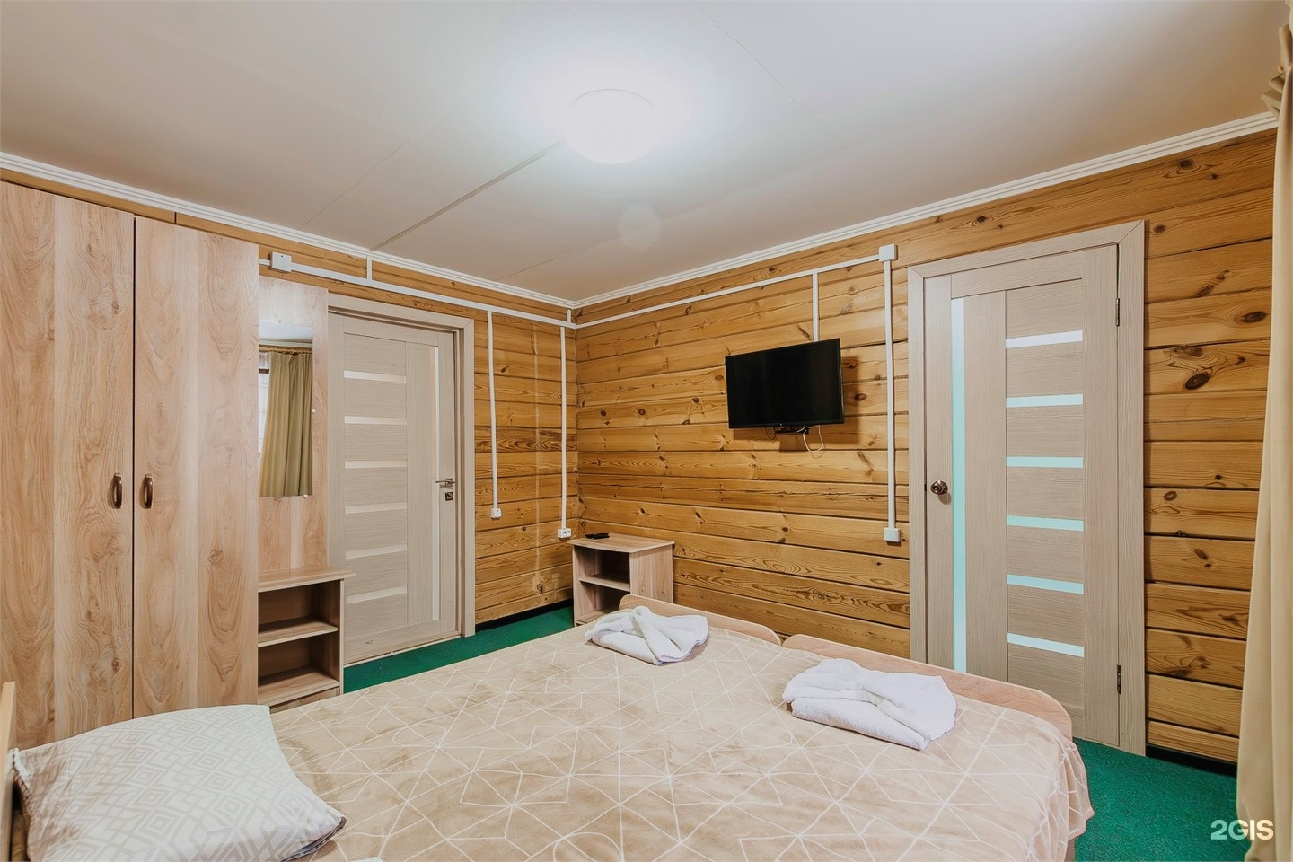 Эконом с 2 односпальными кроватями (Дом Кедр) - фото 8