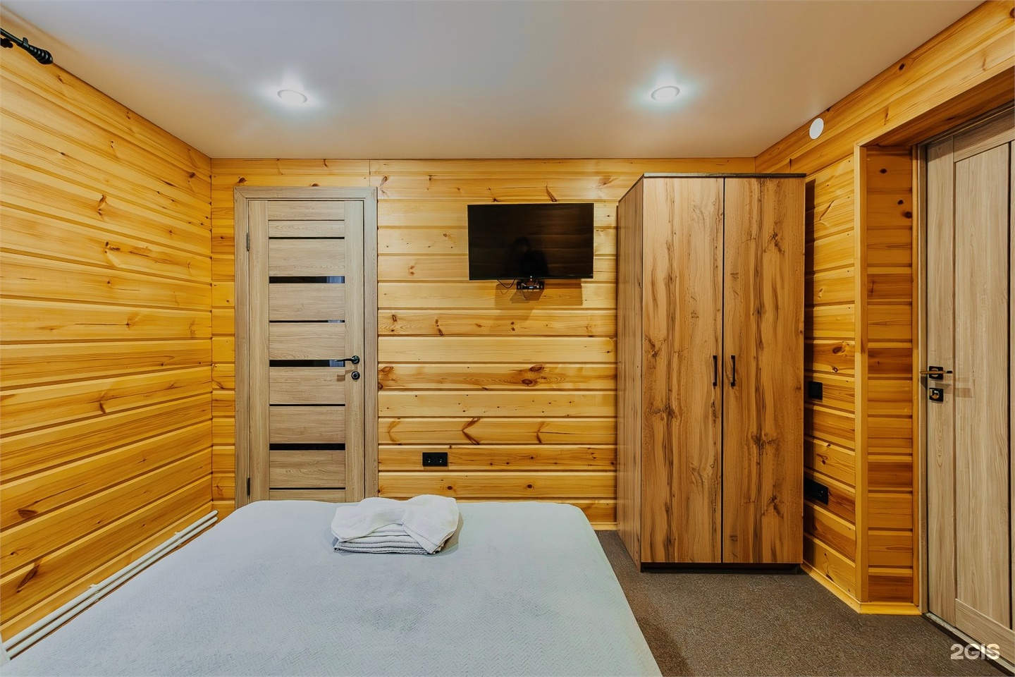 Стандарт улучшенный 2-х местный (дом Кедр) - фото 20