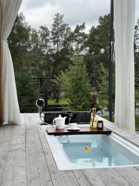 Дом с камином и ванной на террасе для 2 взрослых - фото 1