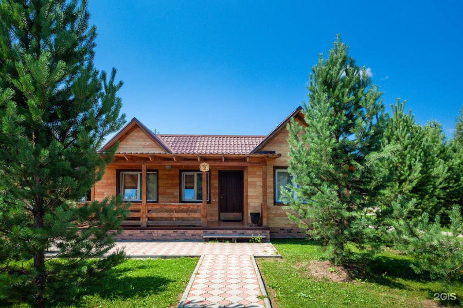 Фэмили Шале - фото 1