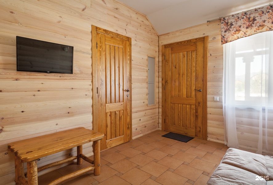 Фэмили Шале - фото 3