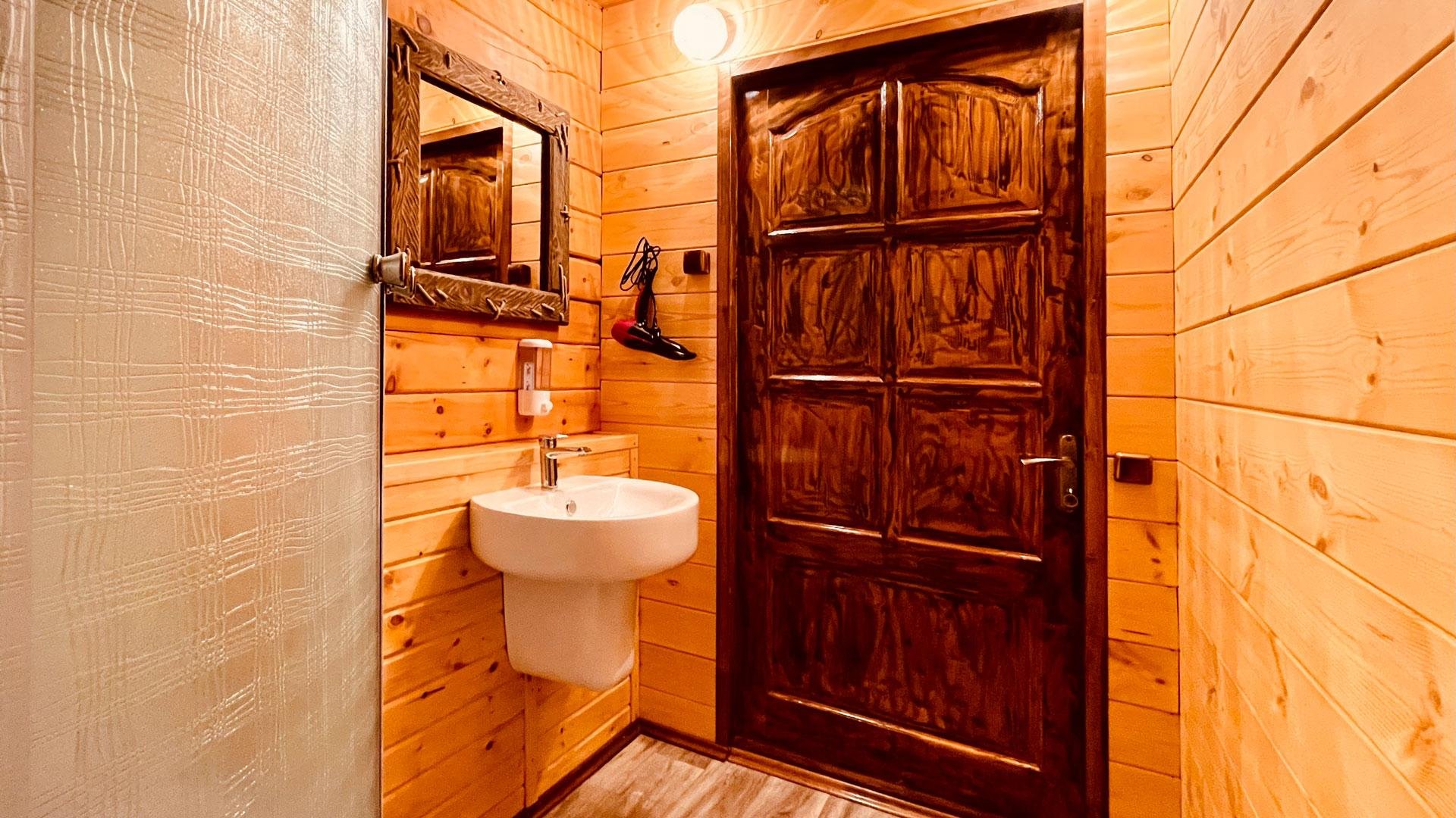 Красные ворота - фото 26