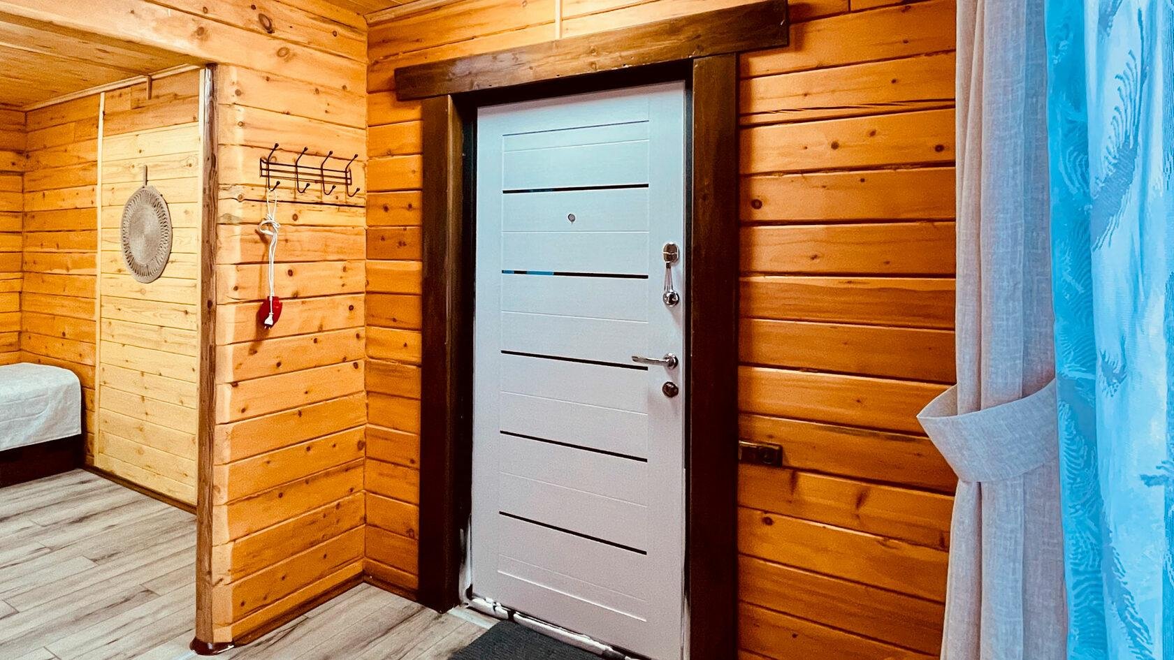 Красные ворота - фото 100