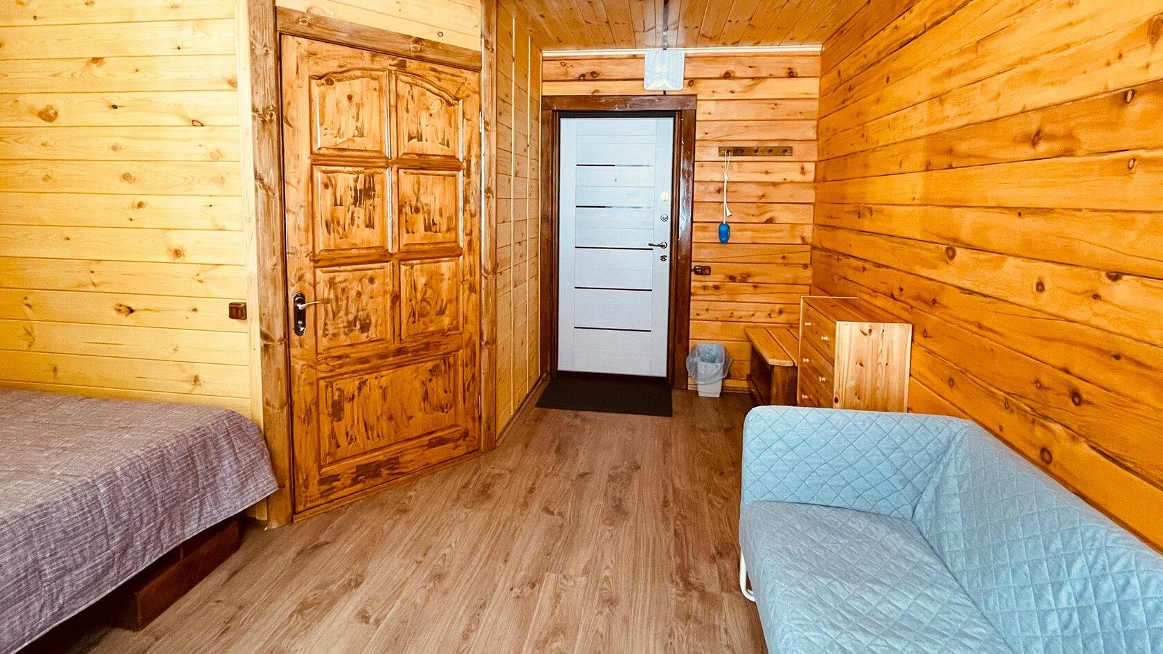 Красные ворота - фото 107