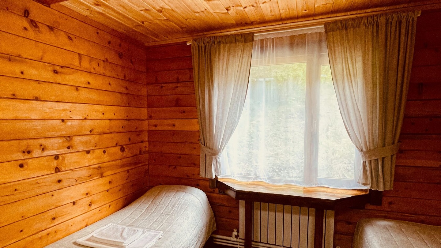 Красные ворота - фото 126