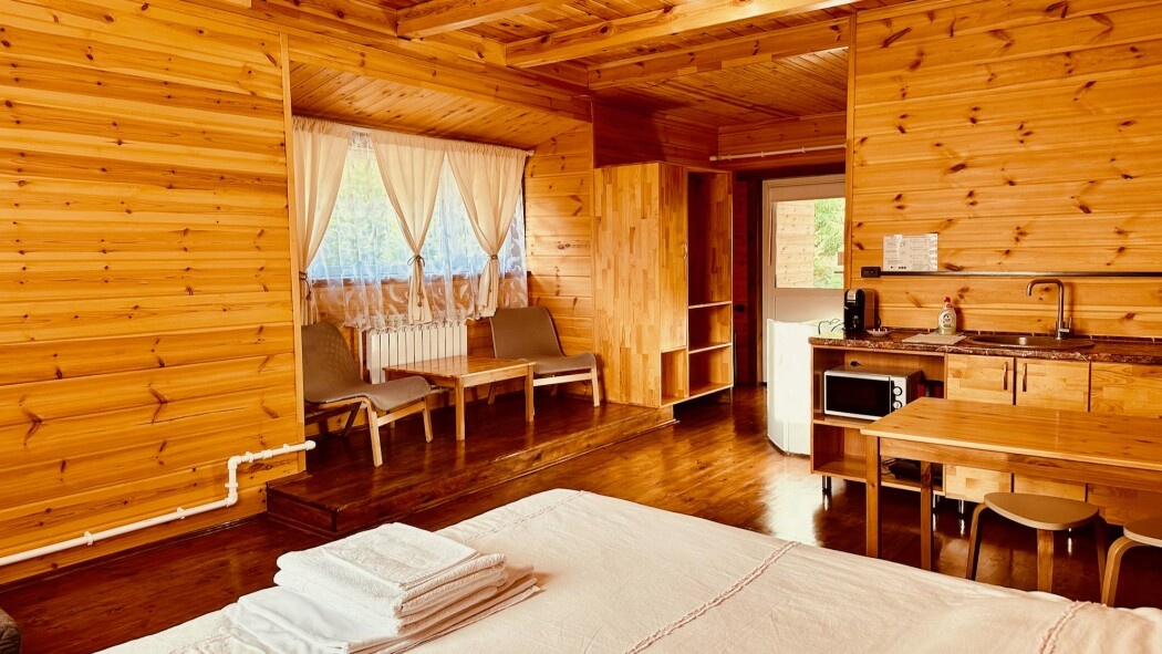 🏠 Двухместный номер с «королевской кроватью» , мини-кухней и отдельным входом на 2 этаже (№7) - фото 7