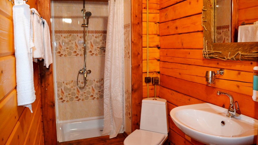 Двухместный с 1 двуспальной кроватью, мини-кухней и видом на горы (№6) - фото 9