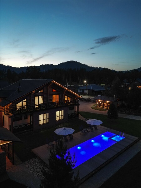 Большая половина дома - фото 3