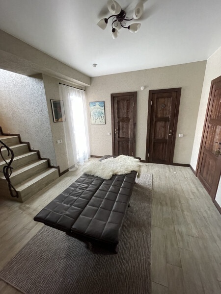 Большая половина дома - фото 5