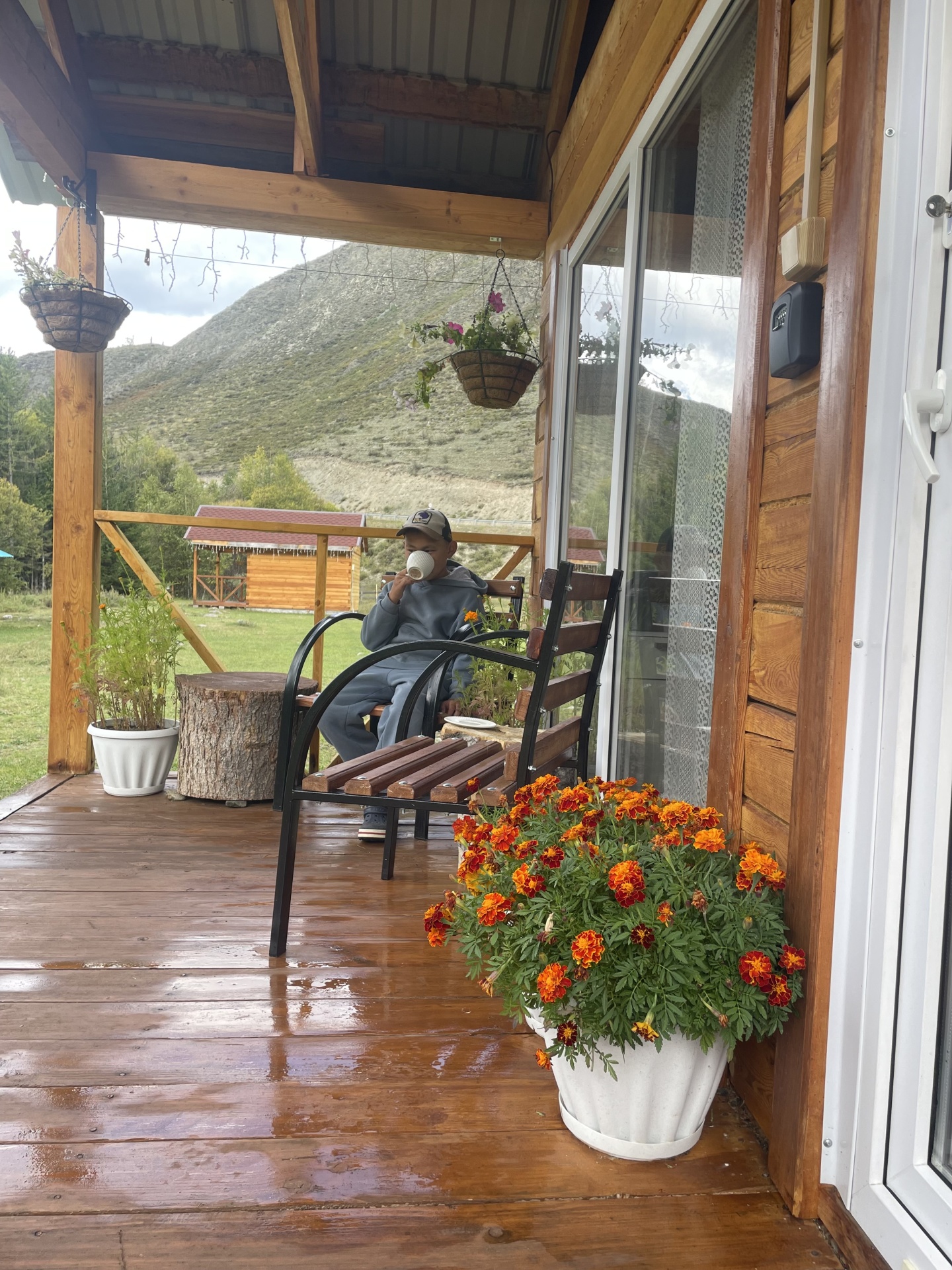 Трехместный номер с двуспальной и односпальной кроватью - фото 8