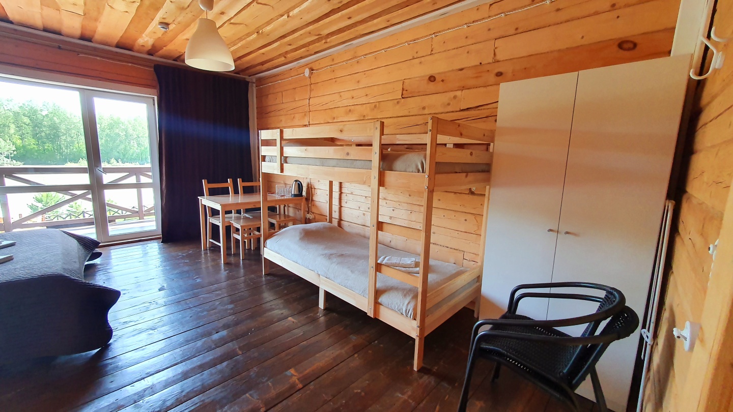 Семейный номер с видом на озеро - фото 2