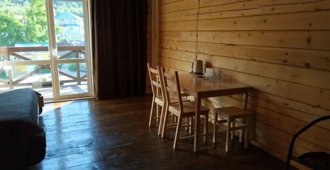 Двухместный номер с двуспальной кроватью с видом на горы - фото 2