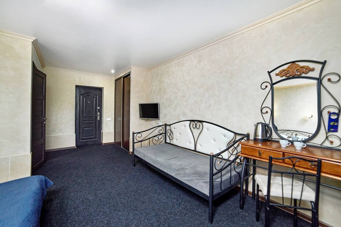 Номер комфорт улучшенный - фото 3