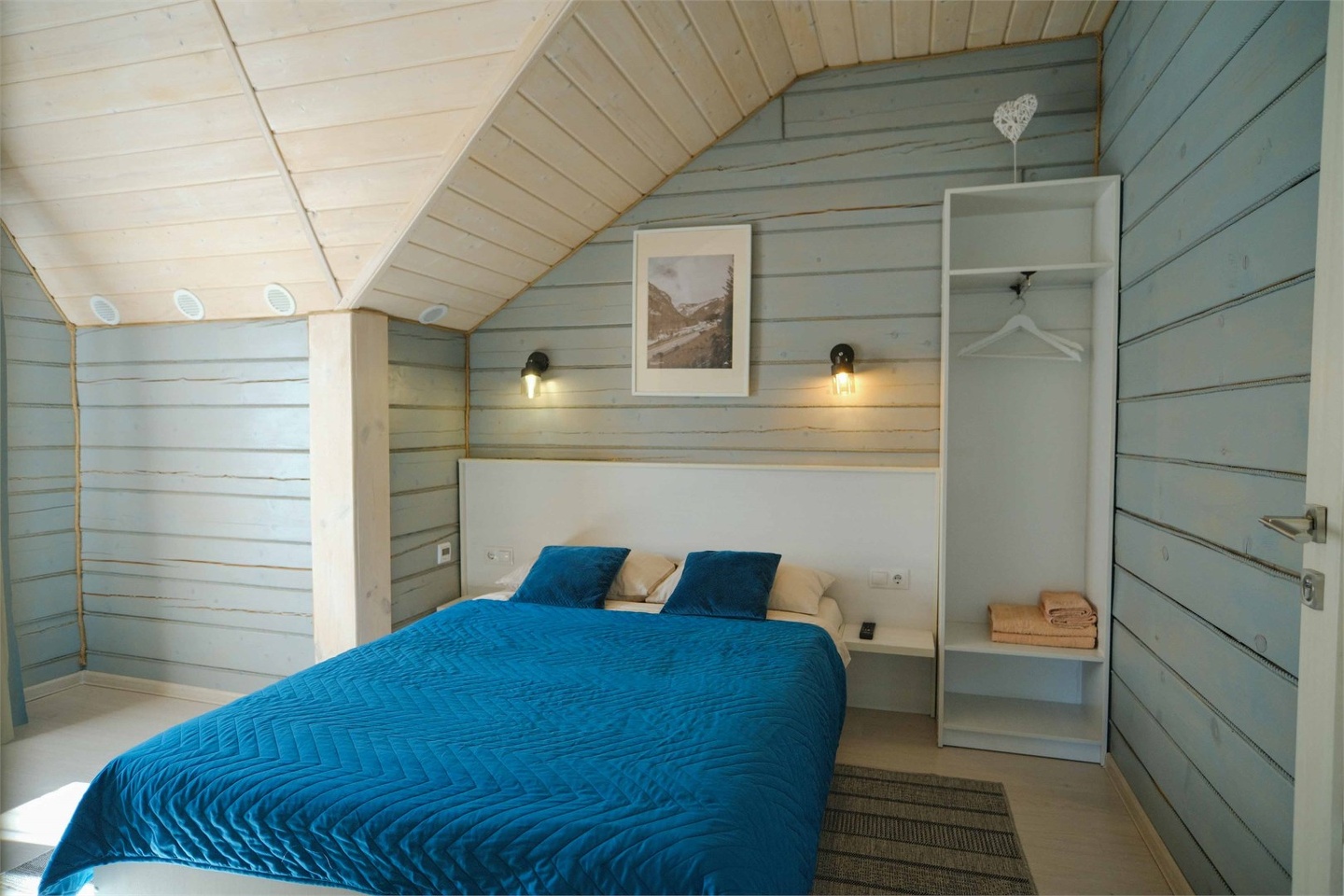 Двухэтажный коттедж - фото 2