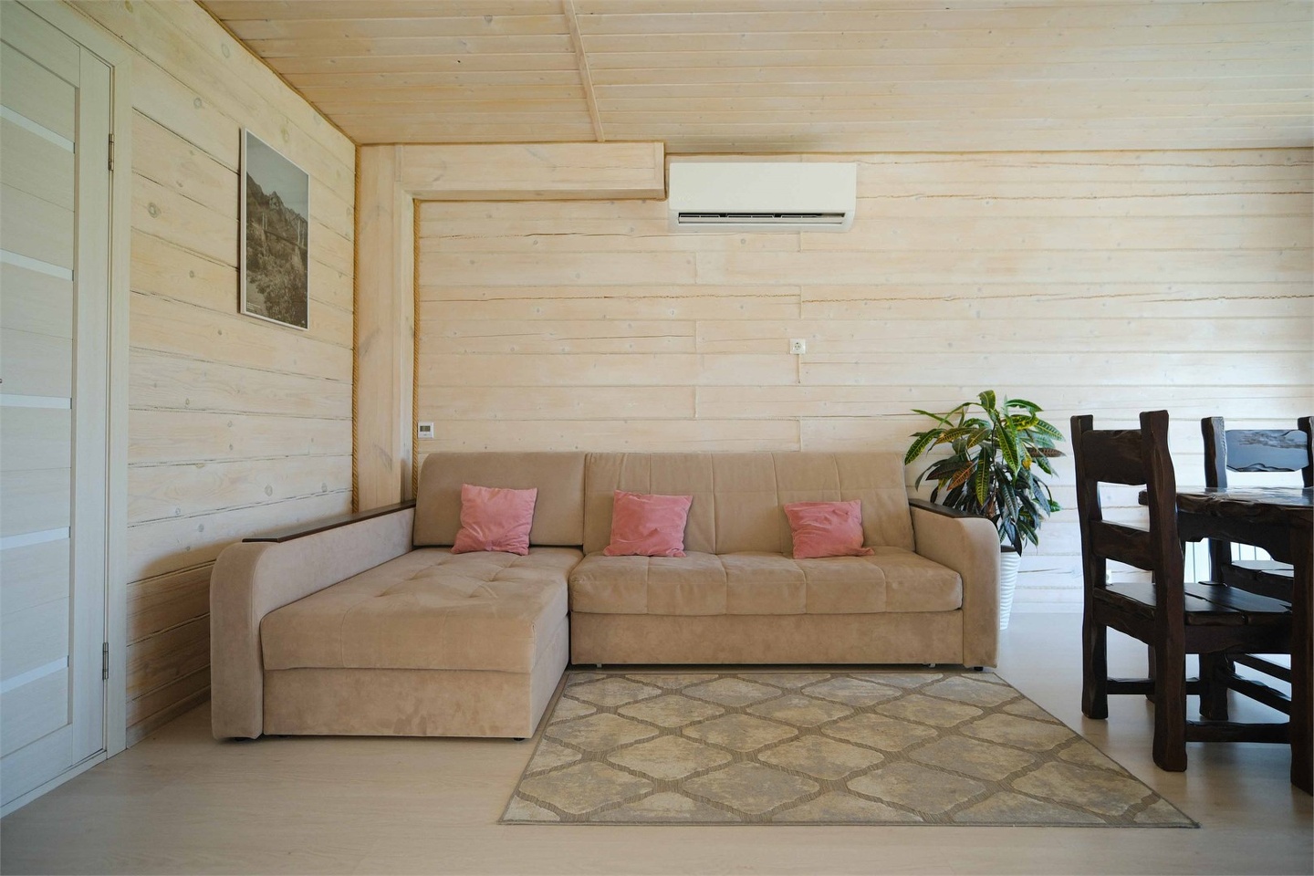 Двухэтажный коттедж - фото 6