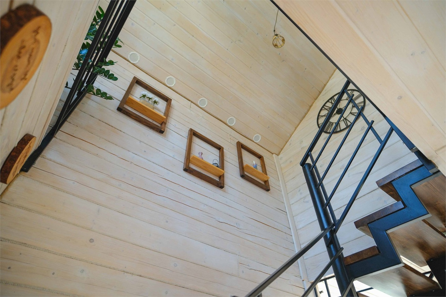 Двухэтажный коттедж - фото 16