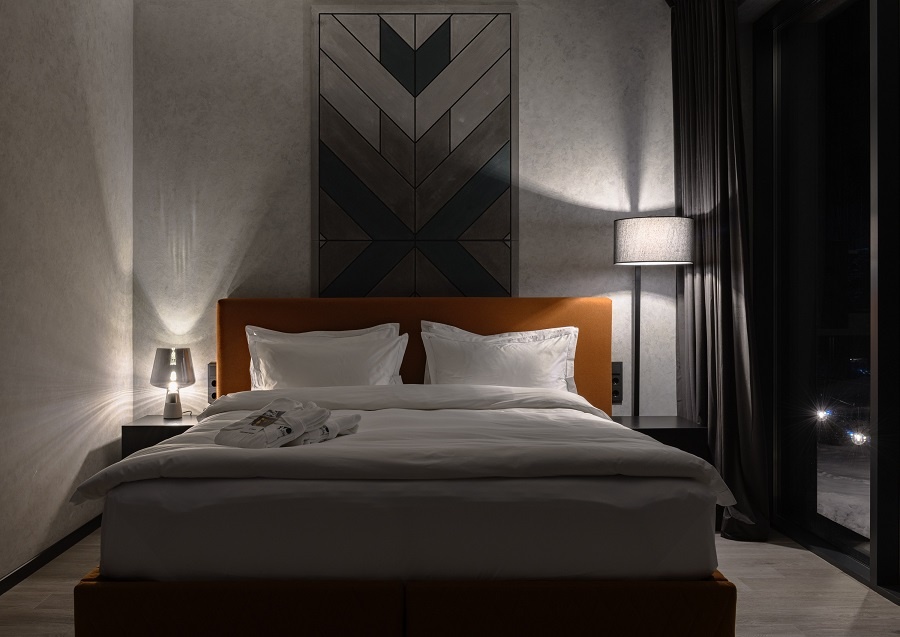 Хвоя в горах - фото 17