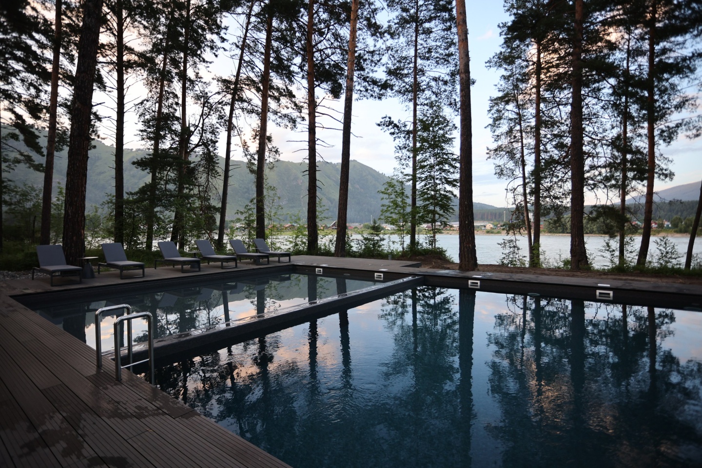 Хвоя в горах - фото 53