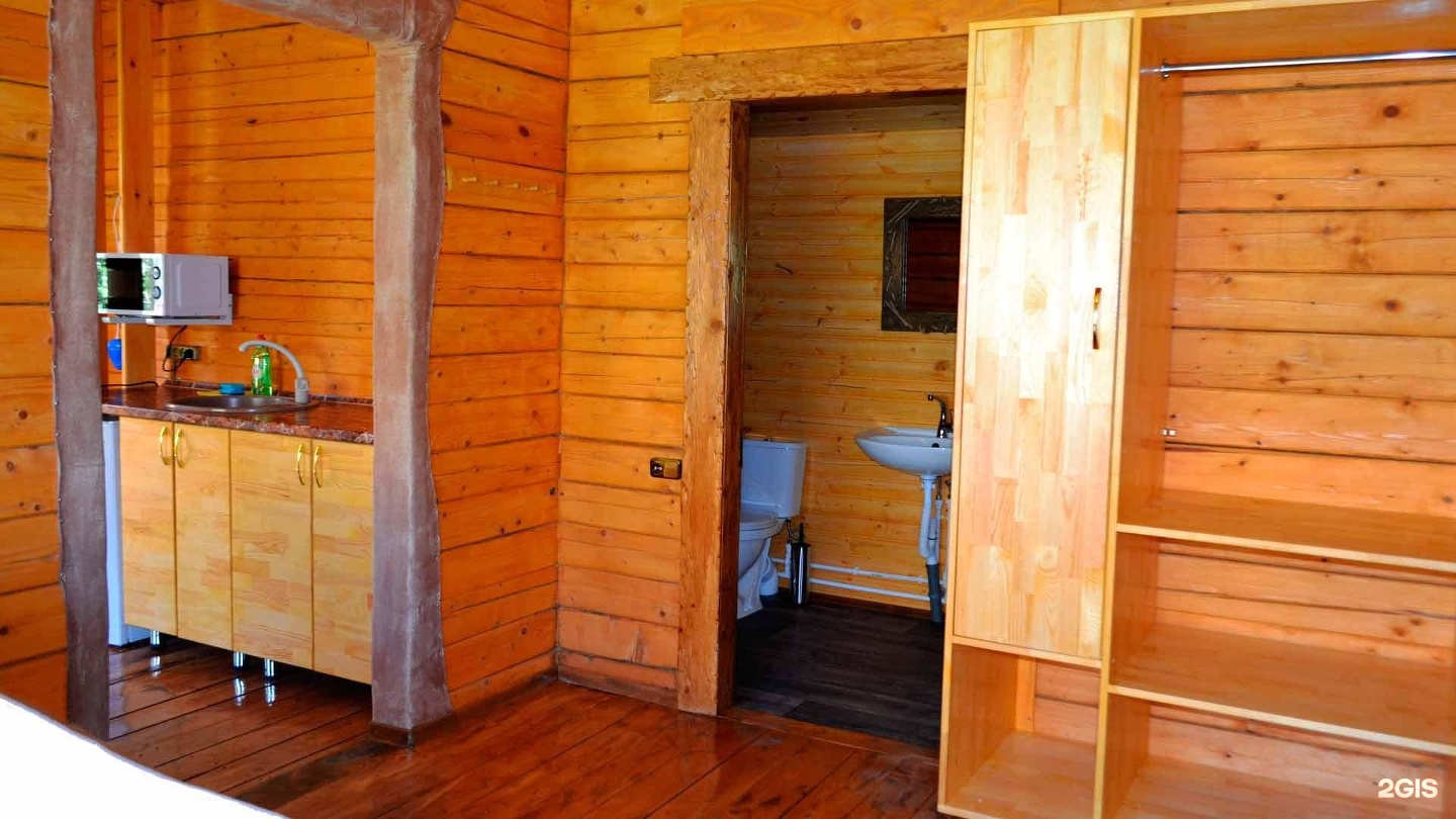 Красные ворота - фото 95