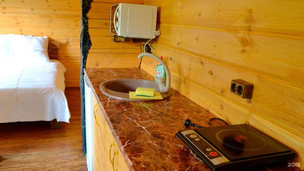 Двухместный с 1 двуспальной кроватью, мини-кухней и видом на горы (№6) - фото 8