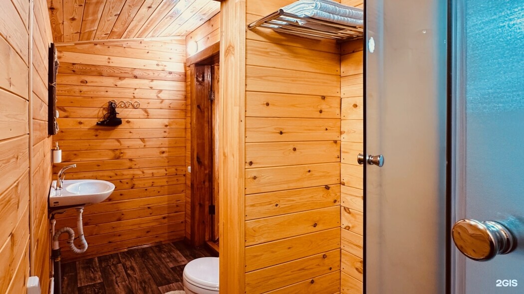 Двухместный номер с двуспальной кроватью и видом на горы (№4 и №5) - фото 10