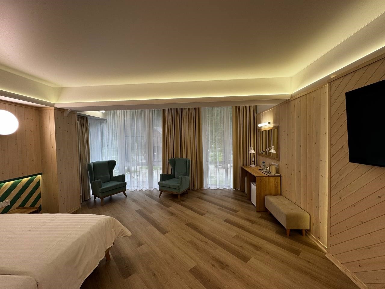 Джуниор - фото 1